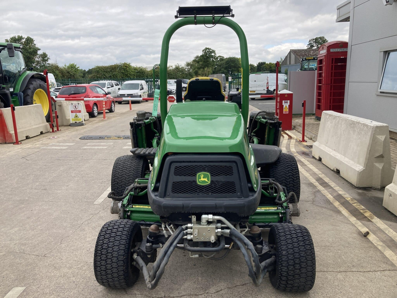 John Deere 7500AE light weight fairway mower - 园林割草机:图4 John Deere 7500AE light weight fairway mower - 园林割草机:图4