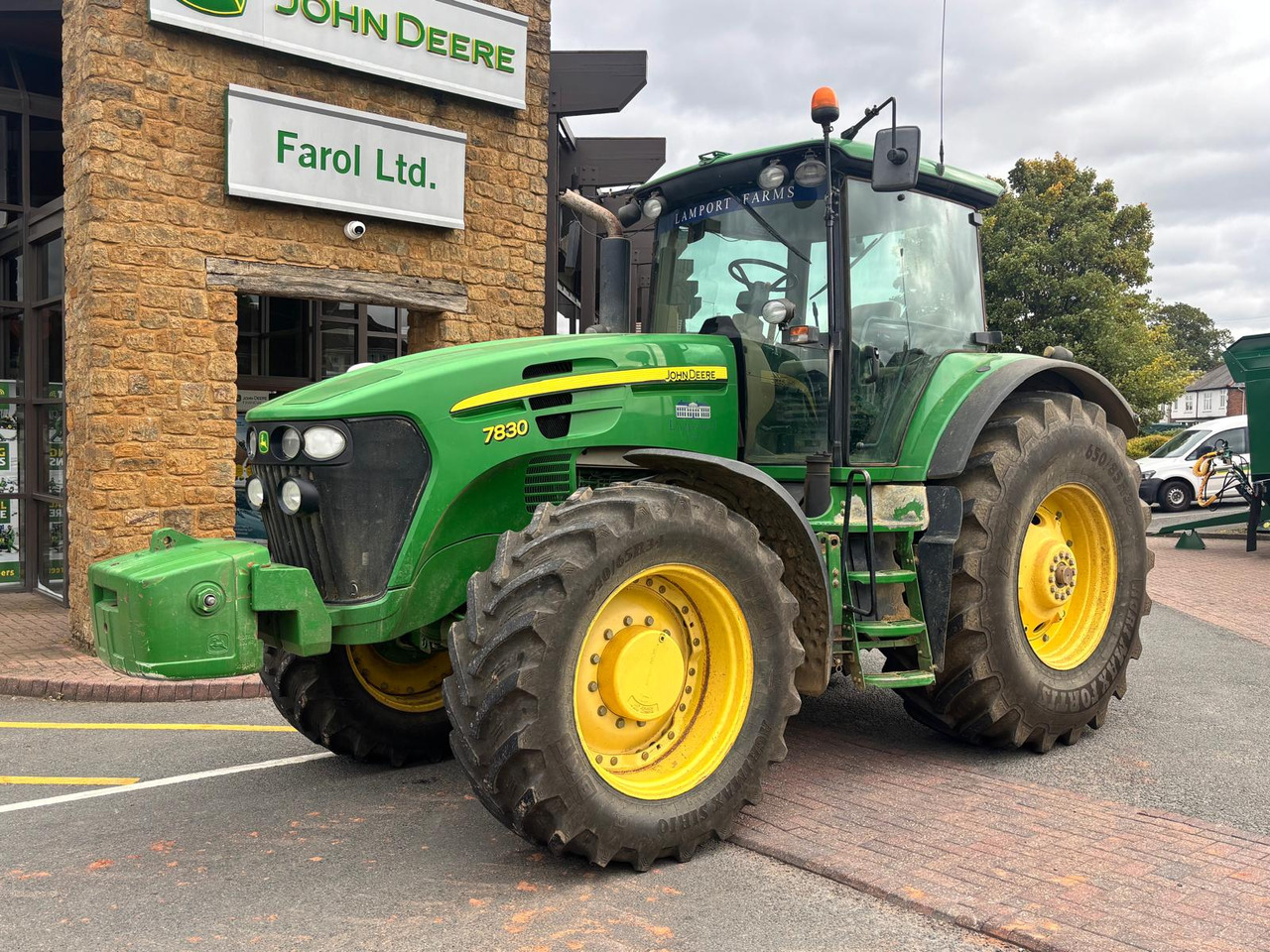 John Deere 7830 - 拖拉机:图1 John Deere 7830 - 拖拉机:图1