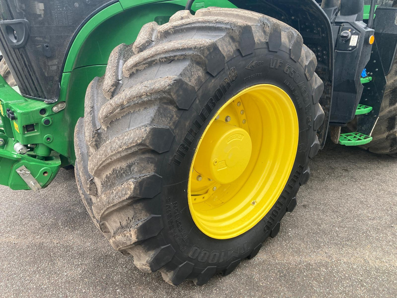 John Deere 7R 310 - 拖拉机:图2 John Deere 7R 310 - 拖拉机:图2