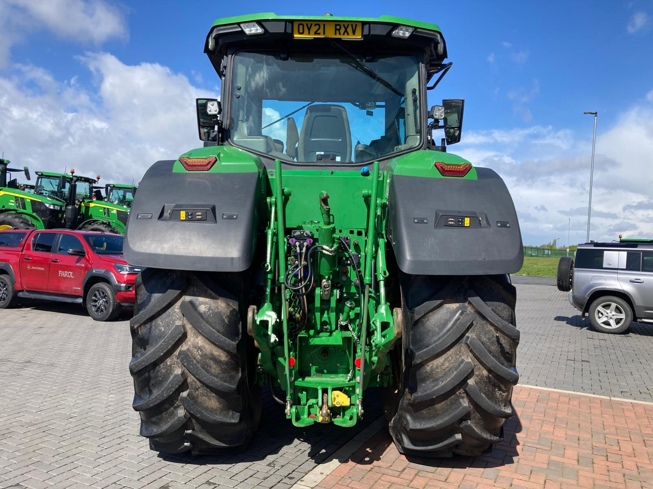 John Deere 7R 310 - 拖拉机:图3 John Deere 7R 310 - 拖拉机:图3