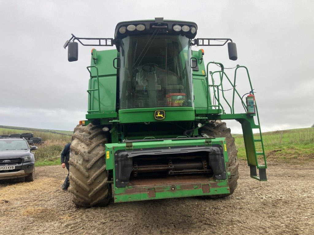 John Deere S690i HM - 联合收割机:图3 John Deere S690i HM - 联合收割机:图3