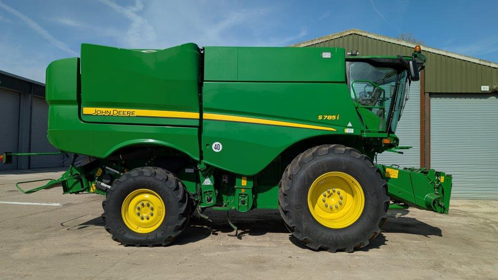 John Deere S785 - 联合收割机:图2 John Deere S785 - 联合收割机:图2