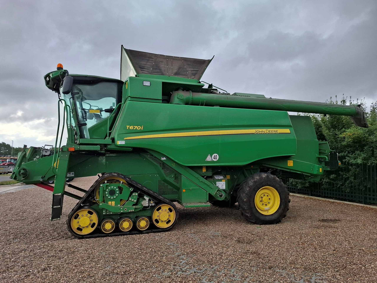 John Deere T670i - 联合收割机:图2 John Deere T670i - 联合收割机:图2