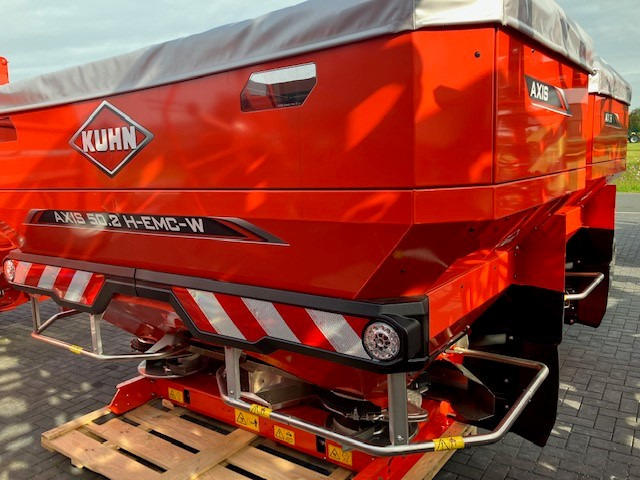 Kuhn Axis 40.2 M EMC V8 - 肥料撒施机:图5 Kuhn Axis 40.2 M EMC V8 - 肥料撒施机:图5