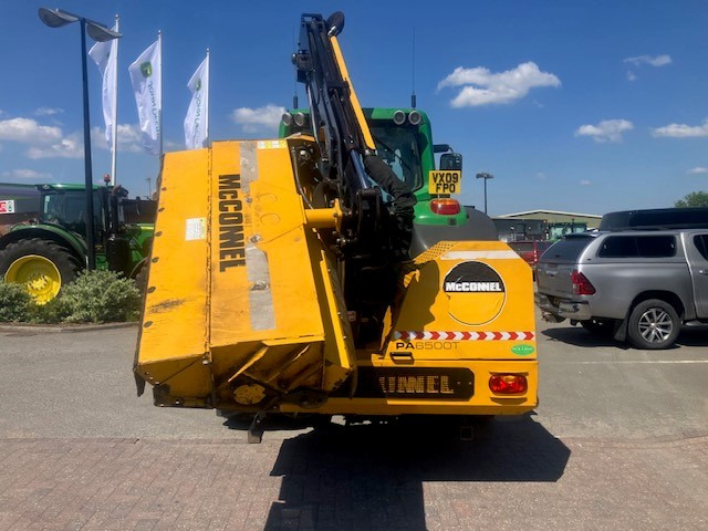 McConnel Power Arm 6500T - 吊臂式割草机:图1 McConnel Power Arm 6500T - 吊臂式割草机:图1