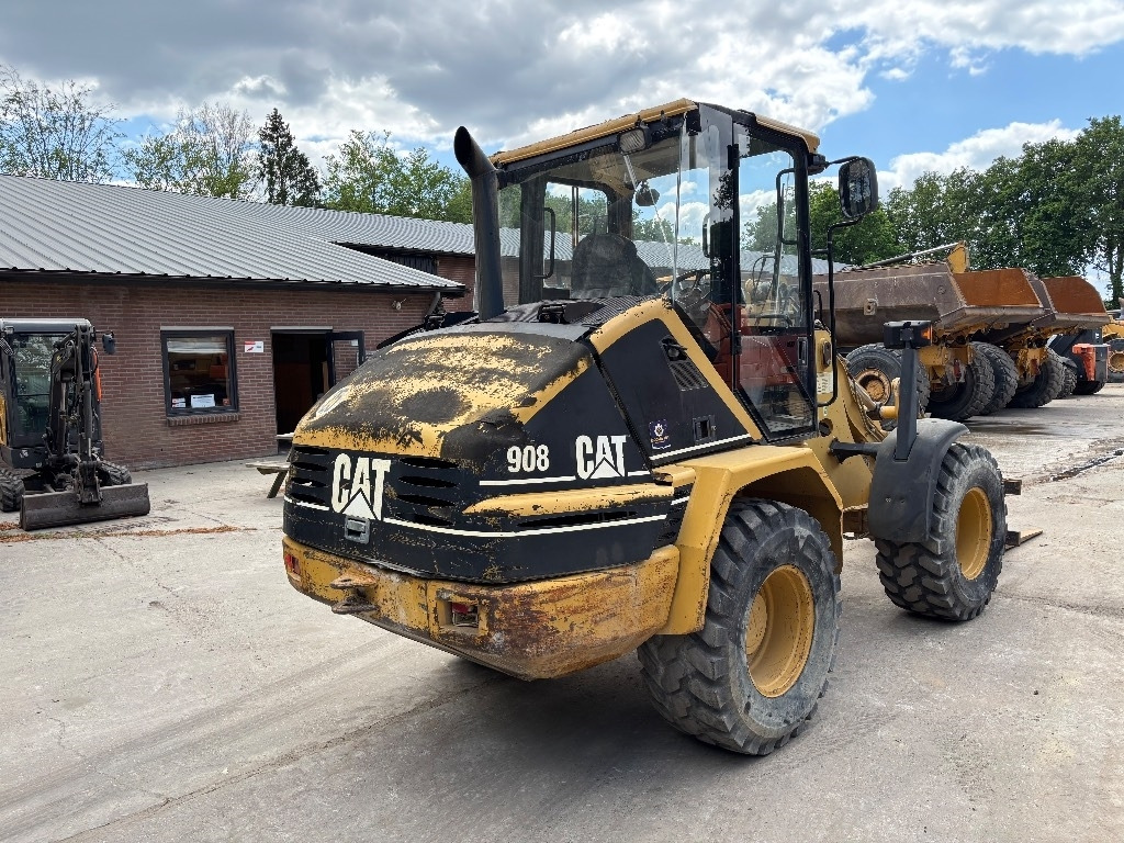 CAT 908  - 轮式装载机:图4 CAT 908  - 轮式装载机:图4