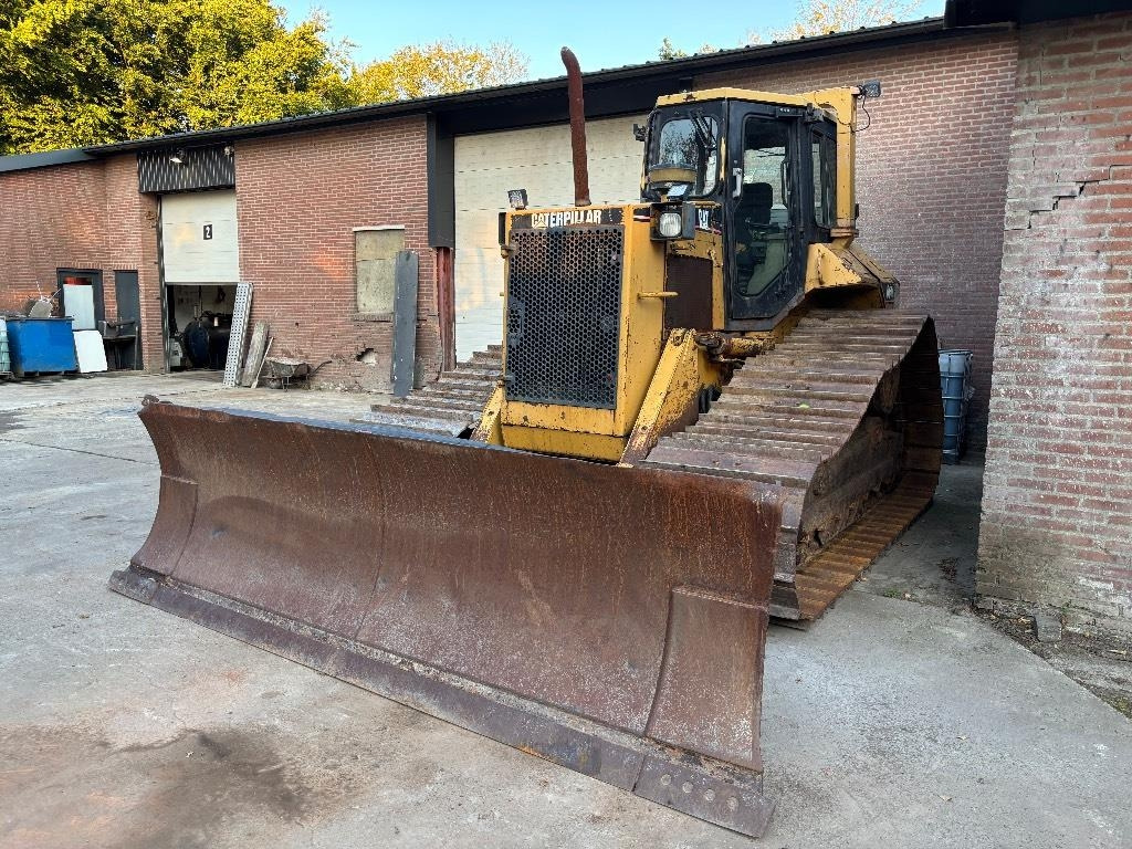 CAT D 6 M LGP - 推土机:图1 CAT D 6 M LGP - 推土机:图1
