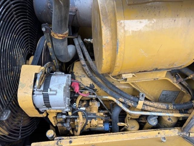 推土机 CAT D 6 M XL：图19