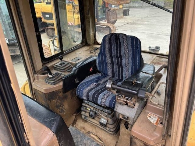 推土机 CAT D 6 M XL：图22