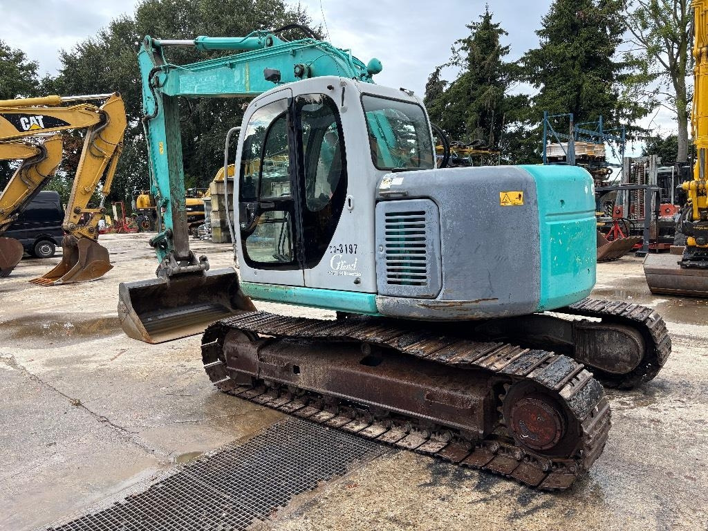 Kobelco SK 135 - 履带式挖掘机:图2 Kobelco SK 135 - 履带式挖掘机:图2