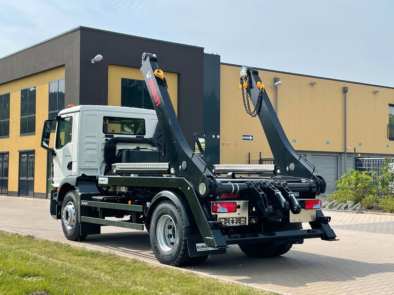 MAN TGM 18.320 4x2 Euro 6e Hiab Multilift Futura 12 - 翻斗车, 起重车:图4 MAN TGM 18.320 4x2 Euro 6e Hiab Multilift Futura 12 - 翻斗车, 起重车:图4