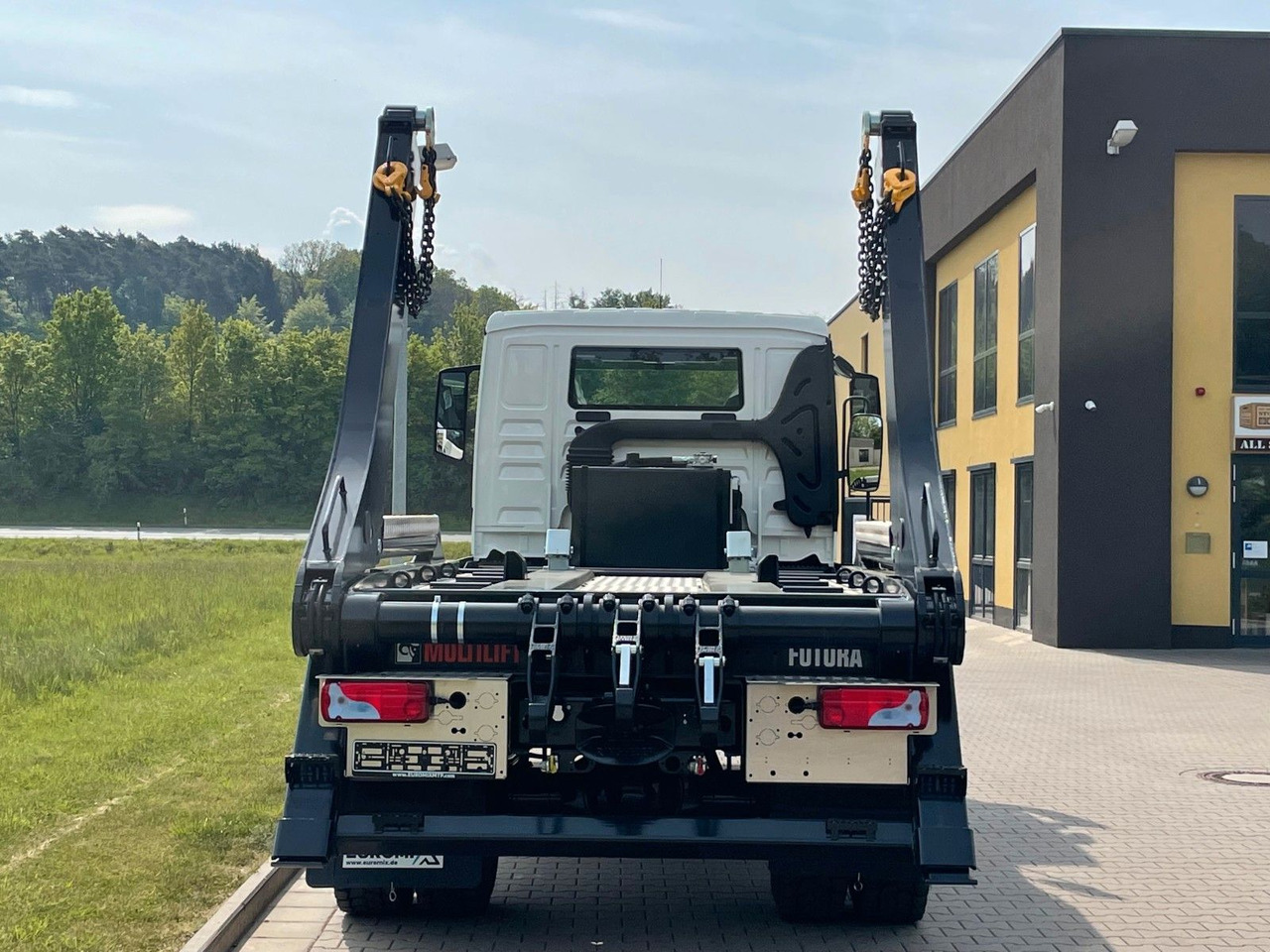 MAN TGM 18.320 4x2 Euro 6e Hiab Multilift Futura 12 - 翻斗车, 起重车:图5 MAN TGM 18.320 4x2 Euro 6e Hiab Multilift Futura 12 - 翻斗车, 起重车:图5
