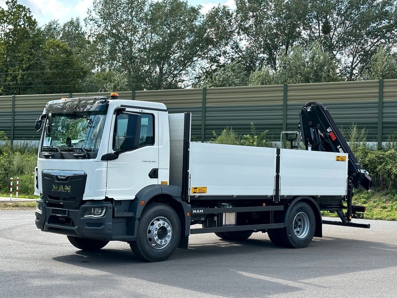 MAN TGM 18.320 4x2 Euro6e Kran Hiab - 起重车:图2 MAN TGM 18.320 4x2 Euro6e Kran Hiab - 起重车:图2
