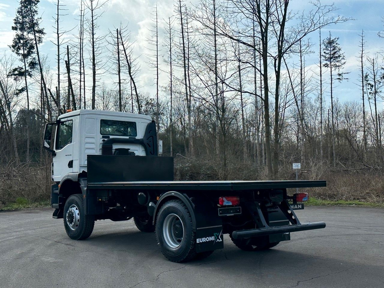 MAN TGM 18.320 4x4 Euro 6e Plato - 栏板式/ 平板卡车:图4 MAN TGM 18.320 4x4 Euro 6e Plato - 栏板式/ 平板卡车:图4