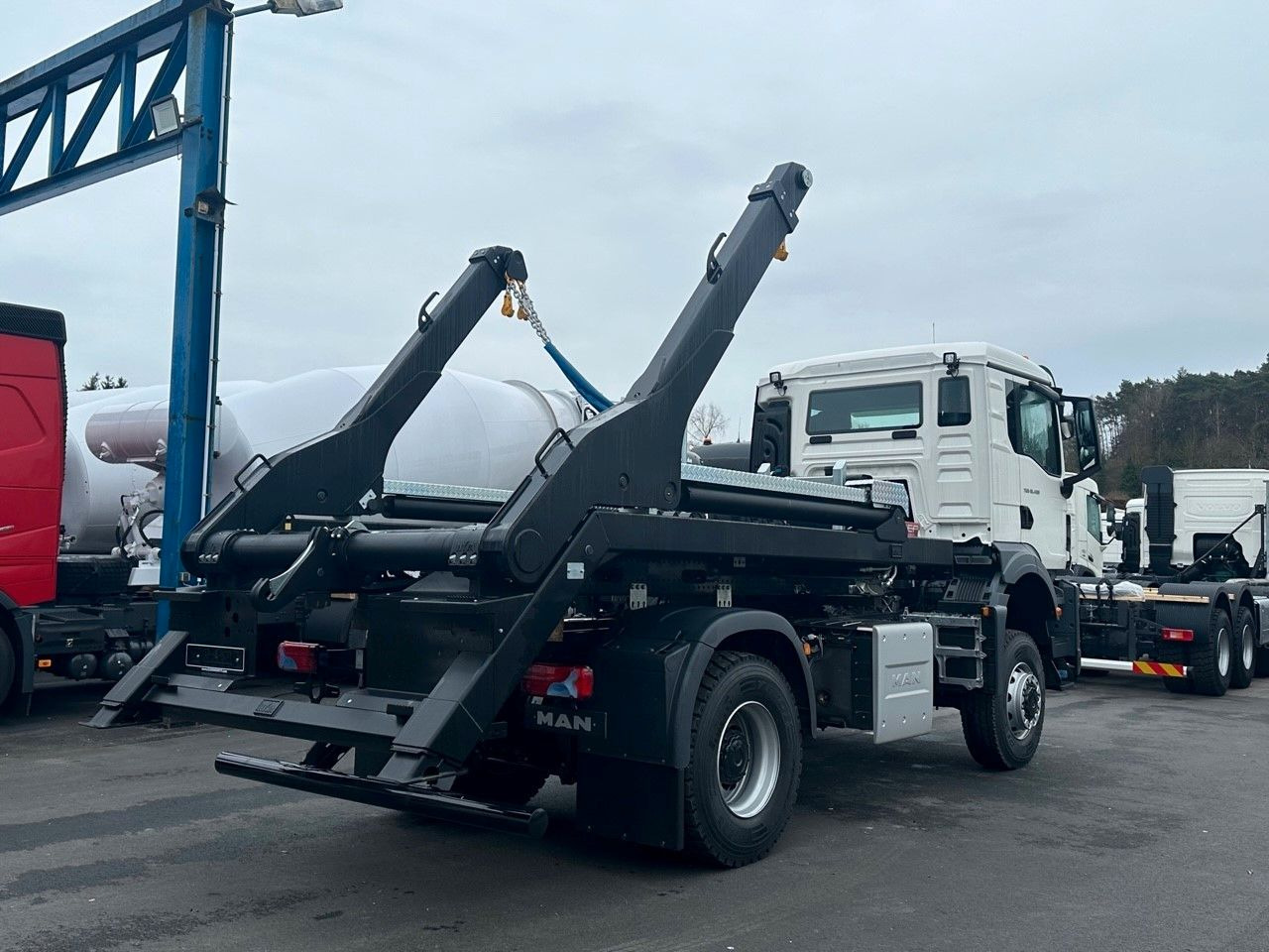MAN TGS 18.400 4x4 Euro 6e Hyva Absetzkipper - 翻斗车, 起重车:图3 MAN TGS 18.400 4x4 Euro 6e Hyva Absetzkipper - 翻斗车, 起重车:图3