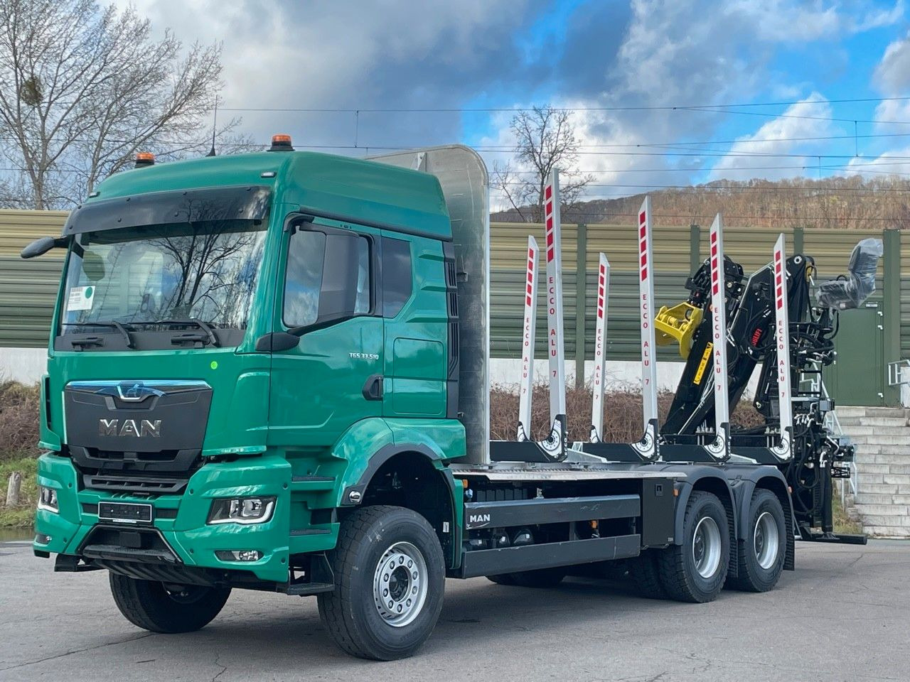 MAN TGS 33.510 6X4 BL Euro6e LogLift 165Z - 木材运输车, 起重车:图2 MAN TGS 33.510 6X4 BL Euro6e LogLift 165Z - 木材运输车, 起重车:图2