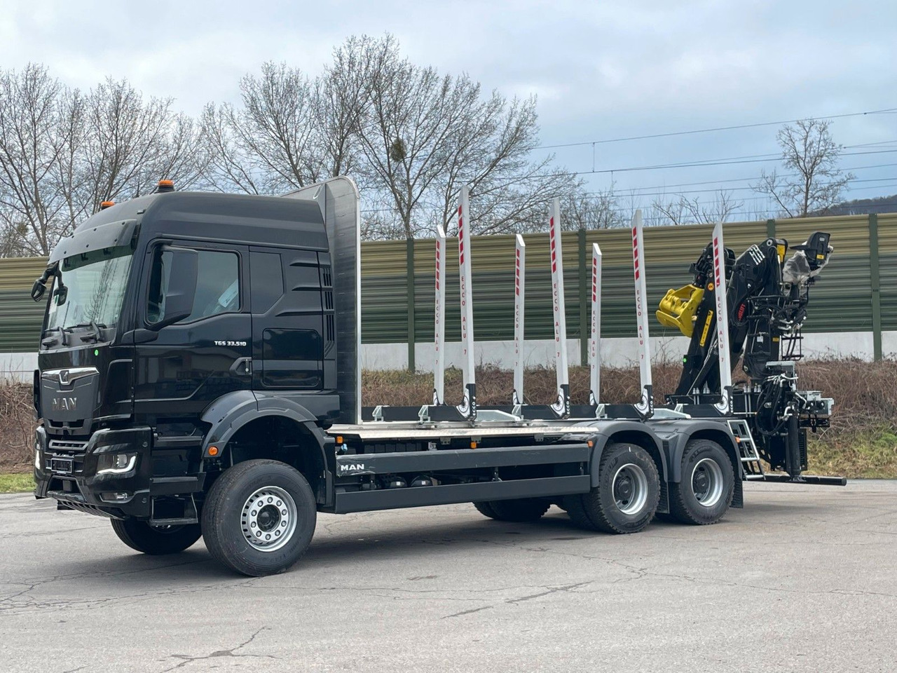 MAN TGS 33.510 6X4 BL Euro6e LogLift 165Z - 木材运输车, 起重车:图3 MAN TGS 33.510 6X4 BL Euro6e LogLift 165Z - 木材运输车, 起重车:图3