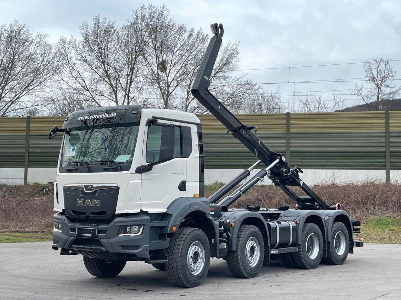 MAN TGS 35.470 8x4 Euro6e Hiab MultLift Abrollkipper - 吊钩升降车, 起重车:图2 MAN TGS 35.470 8x4 Euro6e Hiab MultLift Abrollkipper - 吊钩升降车, 起重车:图2