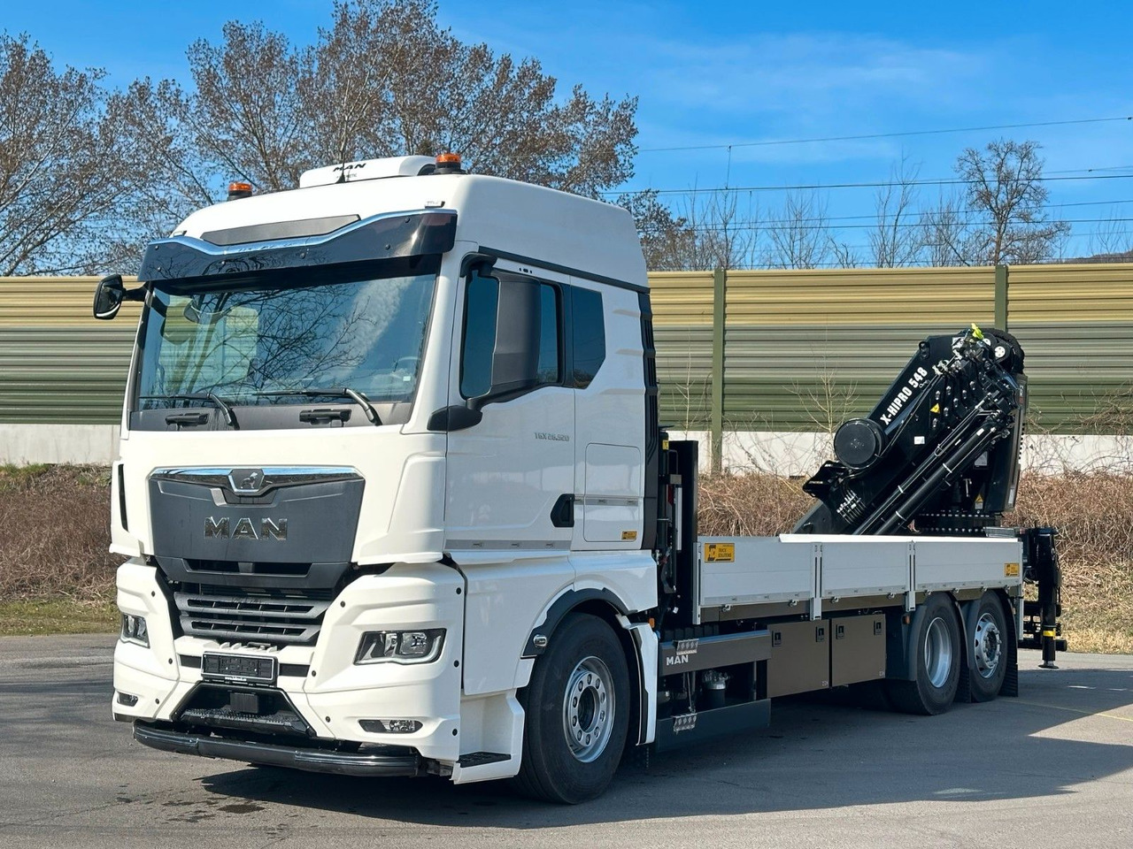 MAN TGX 26.520 TG3 Retarder / 6X2 Hiab 548 E 8 - 起重车:图2 MAN TGX 26.520 TG3 Retarder / 6X2 Hiab 548 E 8 - 起重车:图2