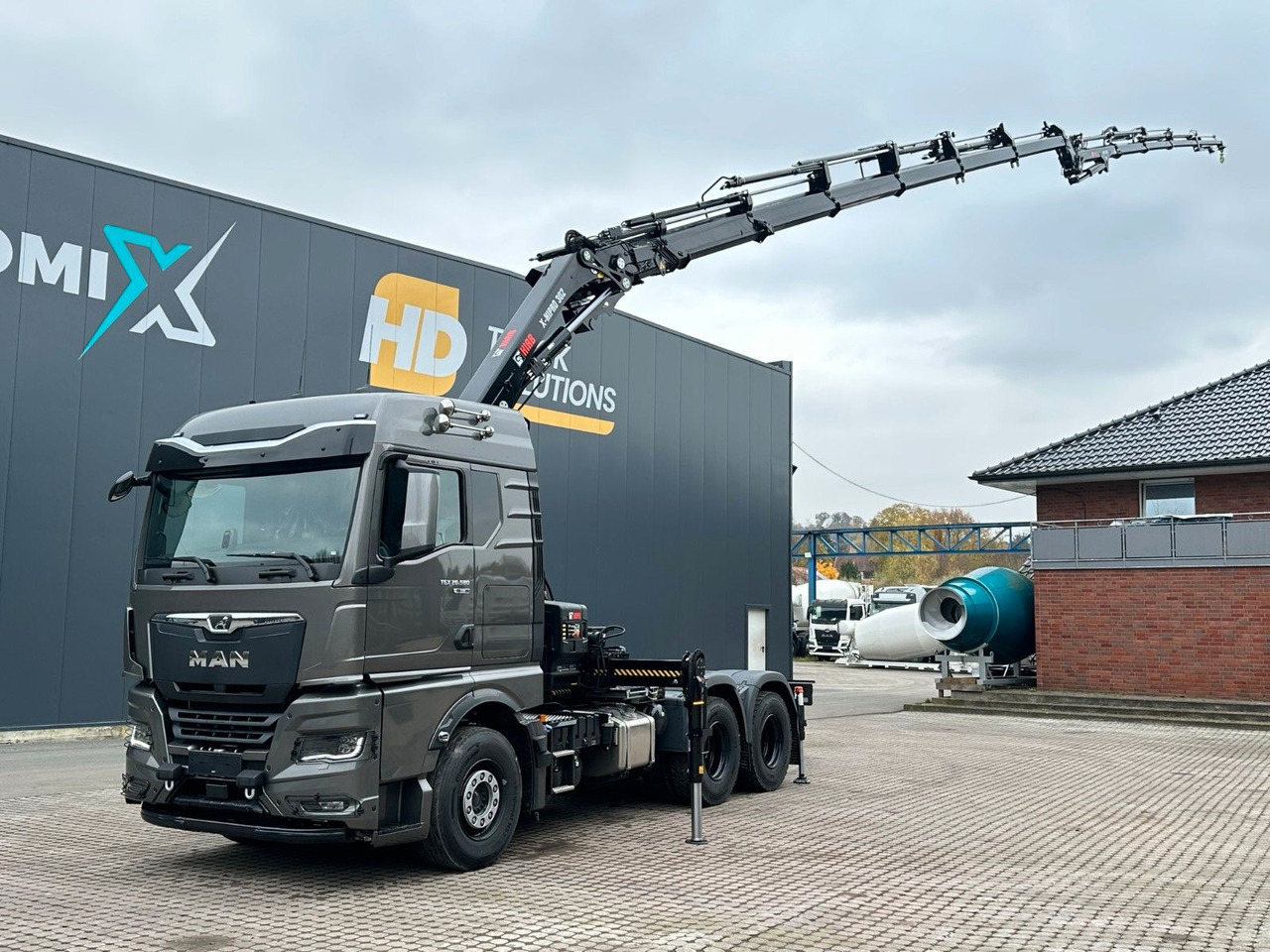 MAN TGX 26.580 6x4 Kran Hiab 302-6 + Jib-4 - 起重车:图2 MAN TGX 26.580 6x4 Kran Hiab 302-6 + Jib-4 - 起重车:图2