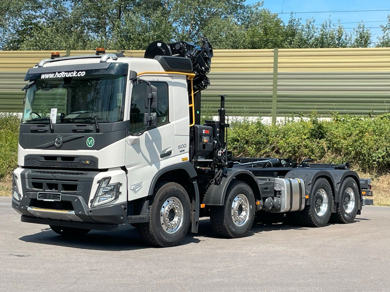 Volvo FMX 500 8x4 Abrollkipper + Kran Hiab 228-6 - 吊钩升降车, 起重车:图2 Volvo FMX 500 8x4 Abrollkipper + Kran Hiab 228-6 - 吊钩升降车, 起重车:图2