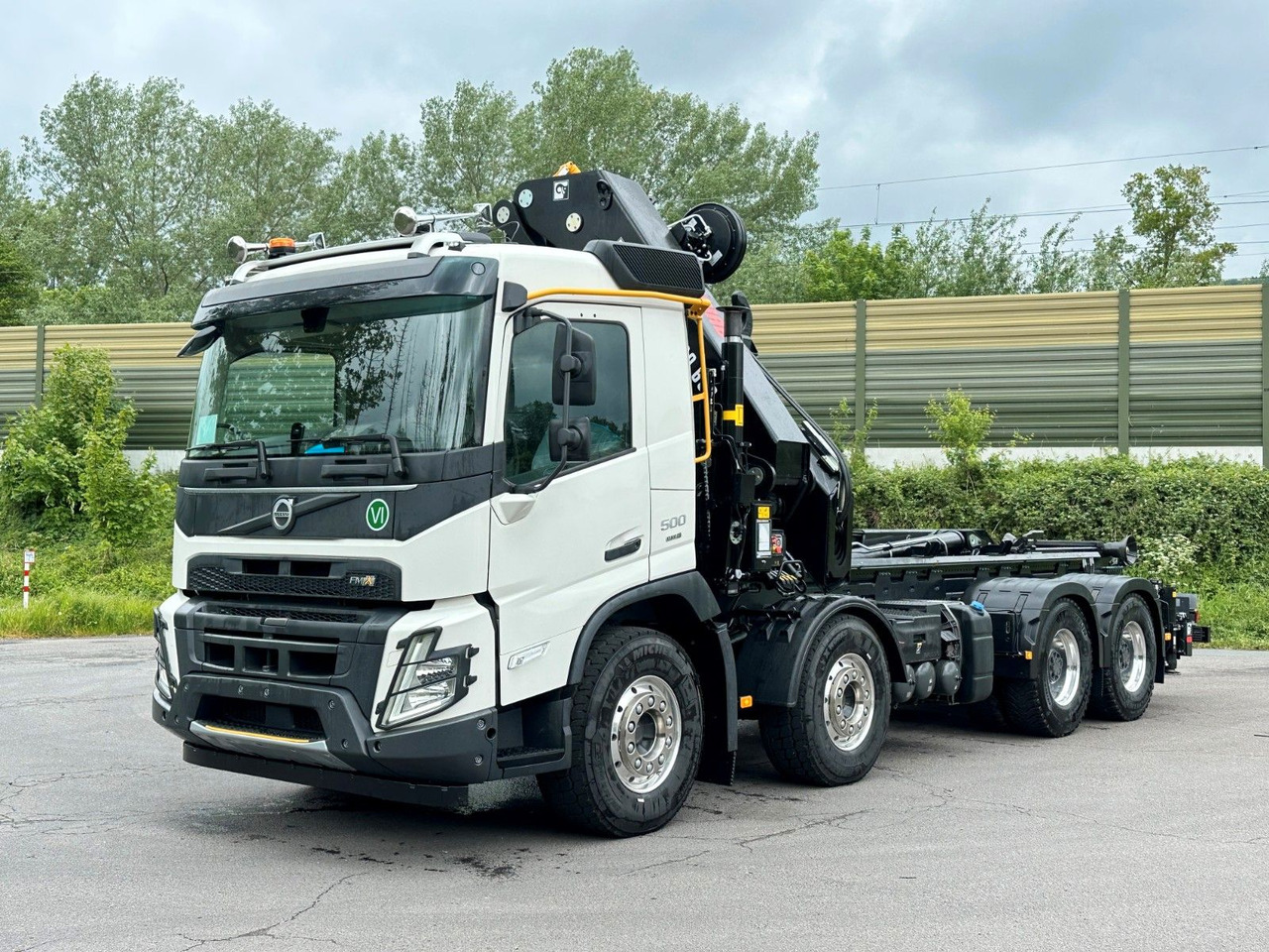 Volvo FMX 500 8x4 Abrollkipper + Kran Hiab 658-6 - 吊钩升降车, 起重车:图2 Volvo FMX 500 8x4 Abrollkipper + Kran Hiab 658-6 - 吊钩升降车, 起重车:图2