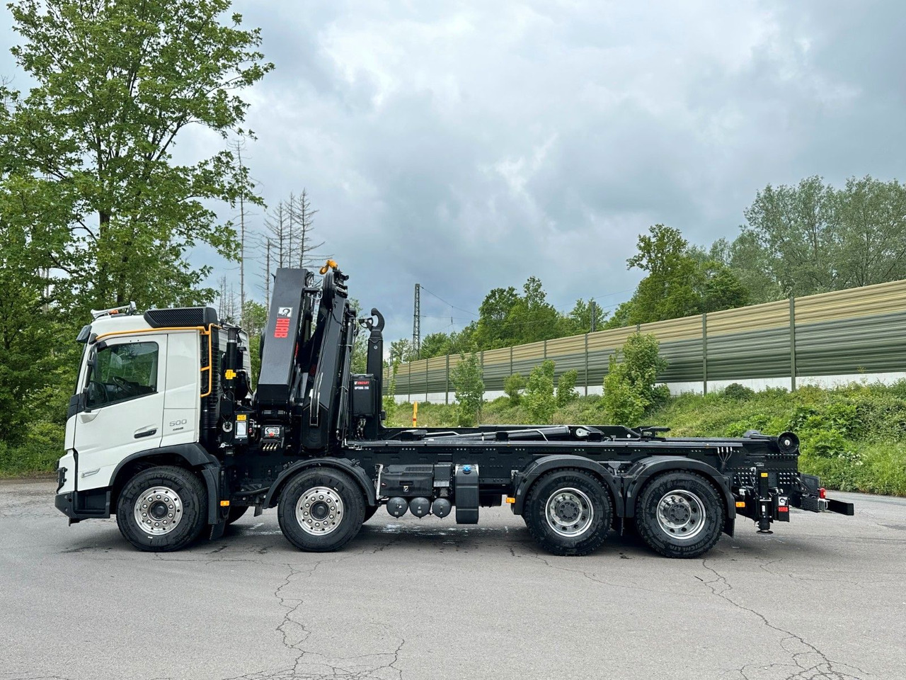Volvo FMX 500 8x4 Abrollkipper + Kran Hiab 658-6 - 吊钩升降车, 起重车:图4 Volvo FMX 500 8x4 Abrollkipper + Kran Hiab 658-6 - 吊钩升降车, 起重车:图4
