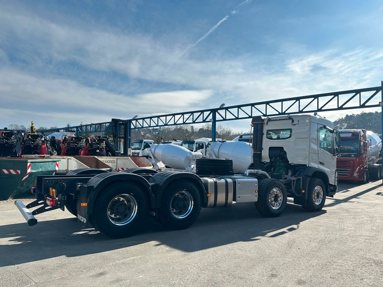 Volvo FMX 500 8x4 - 驾驶室底盘卡车:图3 Volvo FMX 500 8x4 - 驾驶室底盘卡车:图3