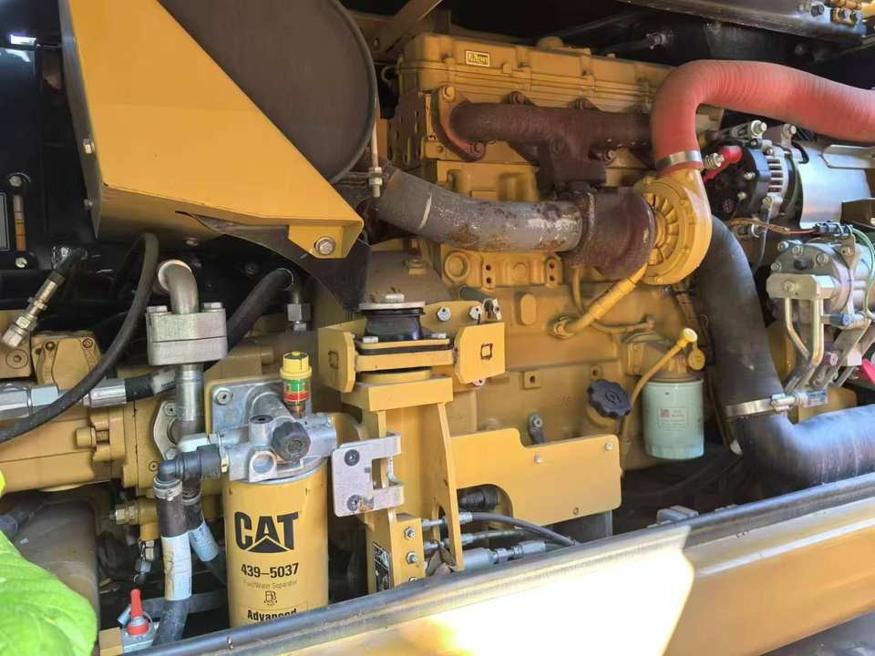 Beautiful High Quality Second-Hand CAT M315D2 Wheel Excavator Used Digger Machinery Engine After-sales Warranty Service - 轮式挖掘机:图4 Beautiful High Quality Second-Hand CAT M315D2 Wheel Excavator Used Digger Machinery Engine After-sales Warranty Service - 轮式挖掘机:图4