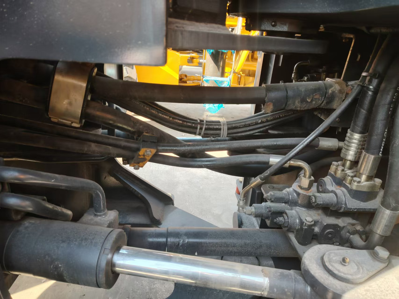 轮式装载机 LIUGONG 870H：图6