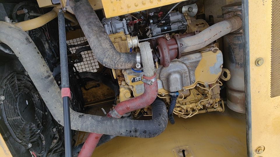 Original Good Sale USED Excavator Cat CAT 320 GC 20 Ton Excavator Crawler Excavator for Caterpillar - 履带式挖掘机:图4 Original Good Sale USED Excavator Cat CAT 320 GC 20 Ton Excavator Crawler Excavator for Caterpillar - 履带式挖掘机:图4