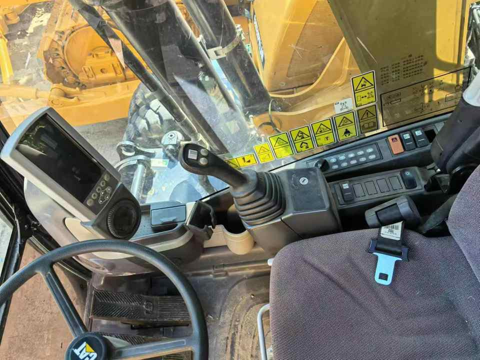 Used Caterpillar M315D2 Mini Wheel Excavator With Core Components for Diggers and Excavators - 轮式挖掘机:图4 Used Caterpillar M315D2 Mini Wheel Excavator With Core Components for Diggers and Excavators - 轮式挖掘机:图4