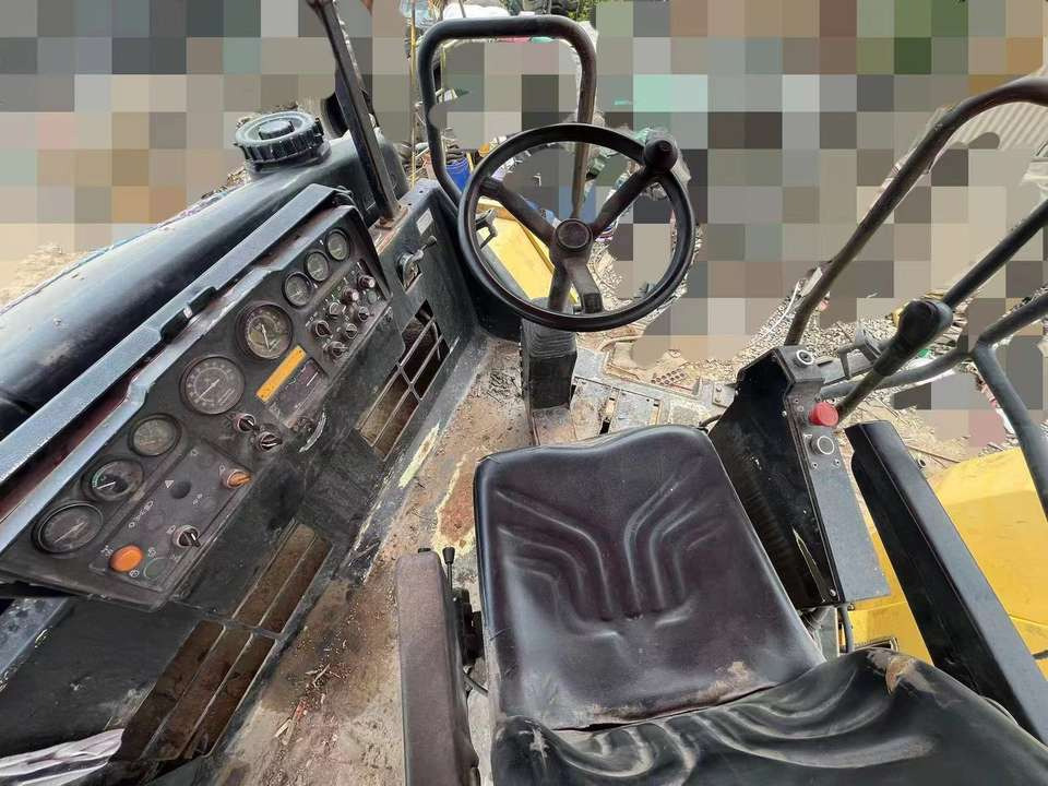 Used Dynapac Cc622 Compactor Similar to Very Cheap CA25D Dynapac Road Rollers for Sale CC622 in Stock for Sale in Stock - 压路机:图4 Used Dynapac Cc622 Compactor Similar to Very Cheap CA25D Dynapac Road Rollers for Sale CC622 in Stock for Sale in Stock - 压路机:图4