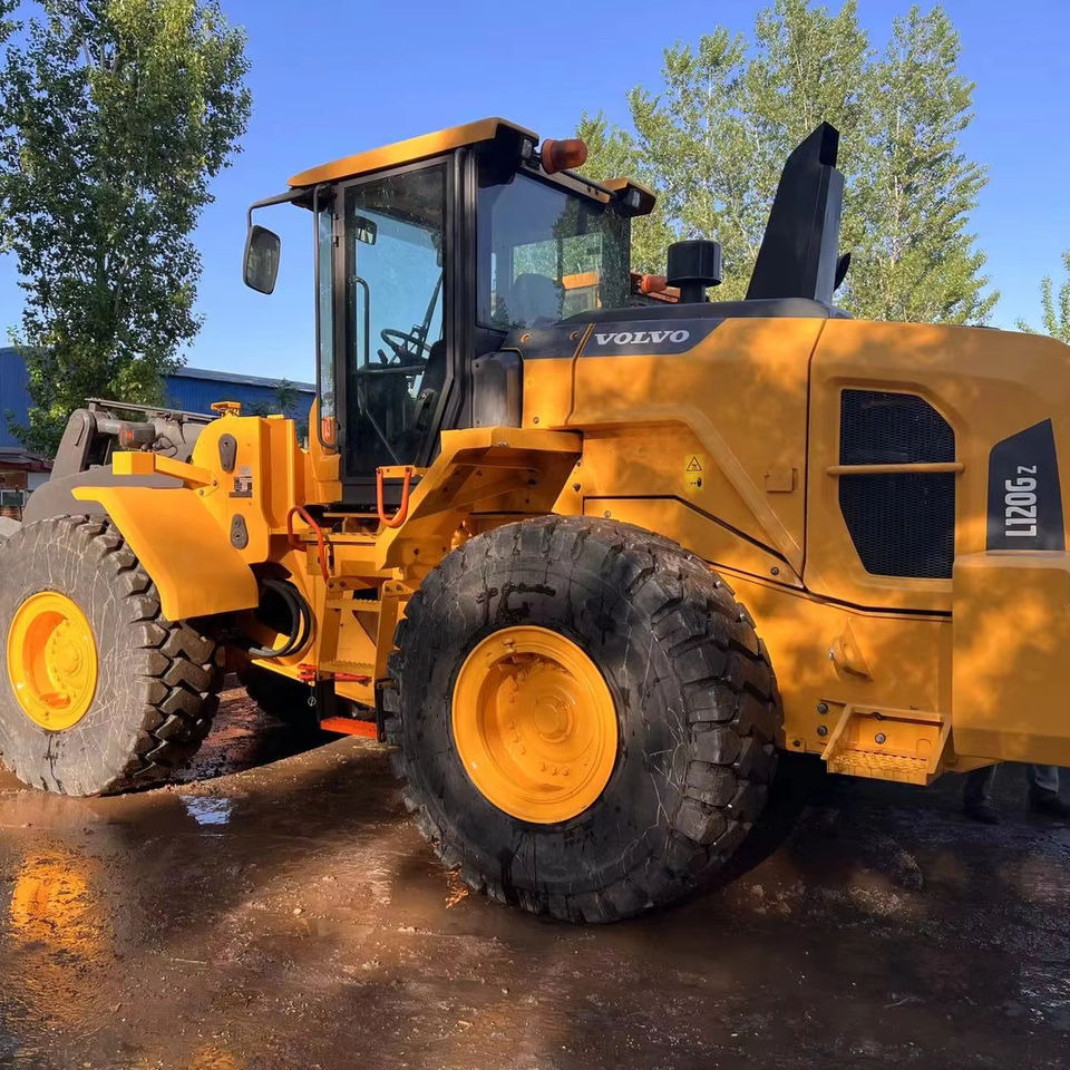 Used Volvo L120GZ 6 Ton Capacity Wheel Loader Available for Sale - 轮式装载机:图1 Used Volvo L120GZ 6 Ton Capacity Wheel Loader Available for Sale - 轮式装载机:图1