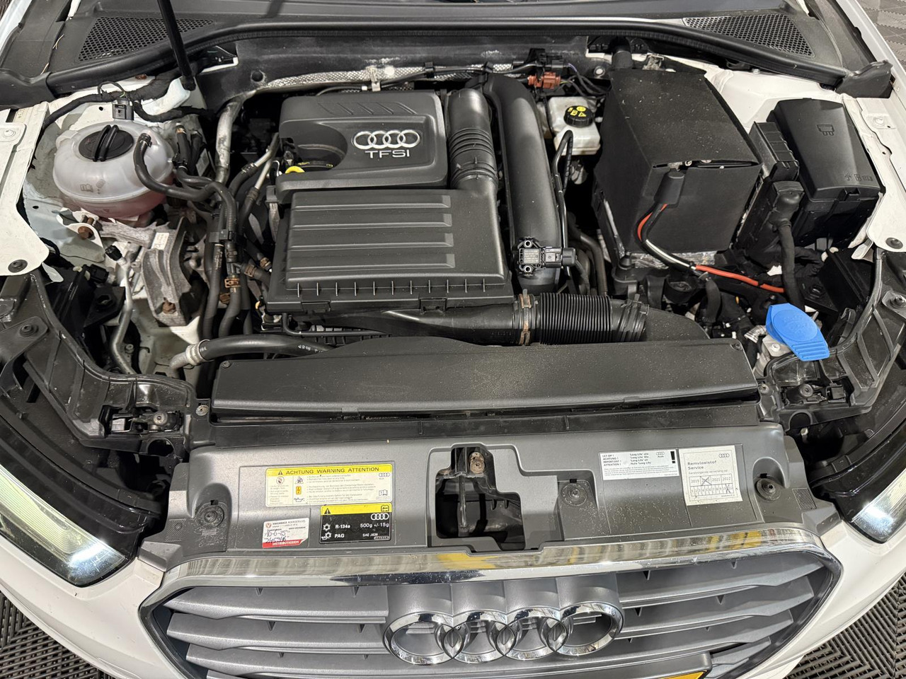Audi | A3 Limousine | 1.4 TFSI Attraction Pro Line Plus Automaat | 2016 | 256.538 km | PT353Z | Geen oordeel - 轿车:图3 Audi | A3 Limousine | 1.4 TFSI Attraction Pro Line Plus Automaat | 2016 | 256.538 km | PT353Z | Geen oordeel - 轿车:图3