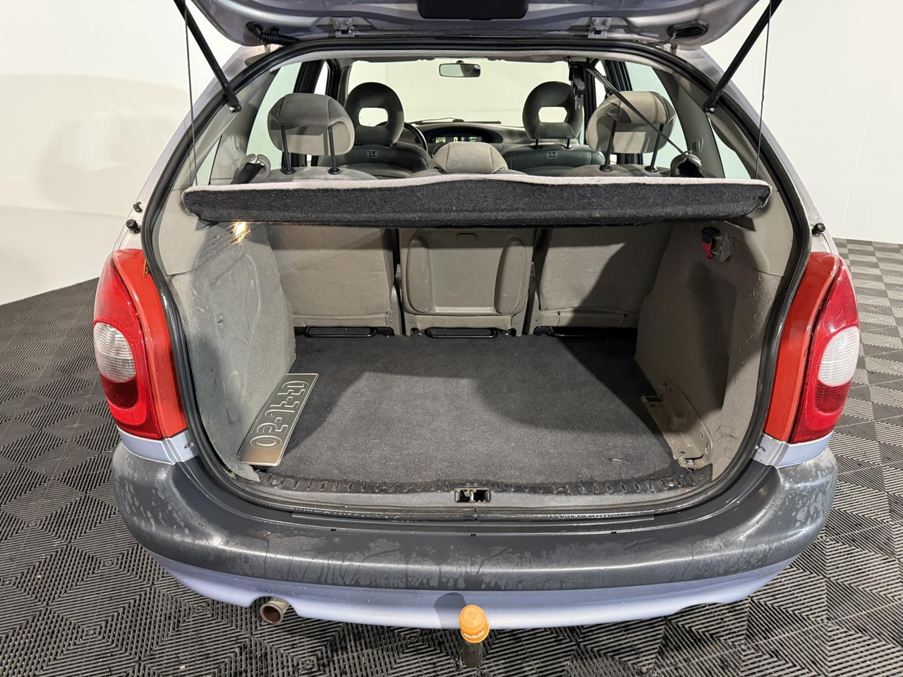 Citroen | Xsara Picasso | 1.8i-16V Plaisir | 2002 | 229.613 km | 05JFFD | Logisch - 汽车:图3 Citroen | Xsara Picasso | 1.8i-16V Plaisir | 2002 | 229.613 km | 05JFFD | Logisch - 汽车:图3