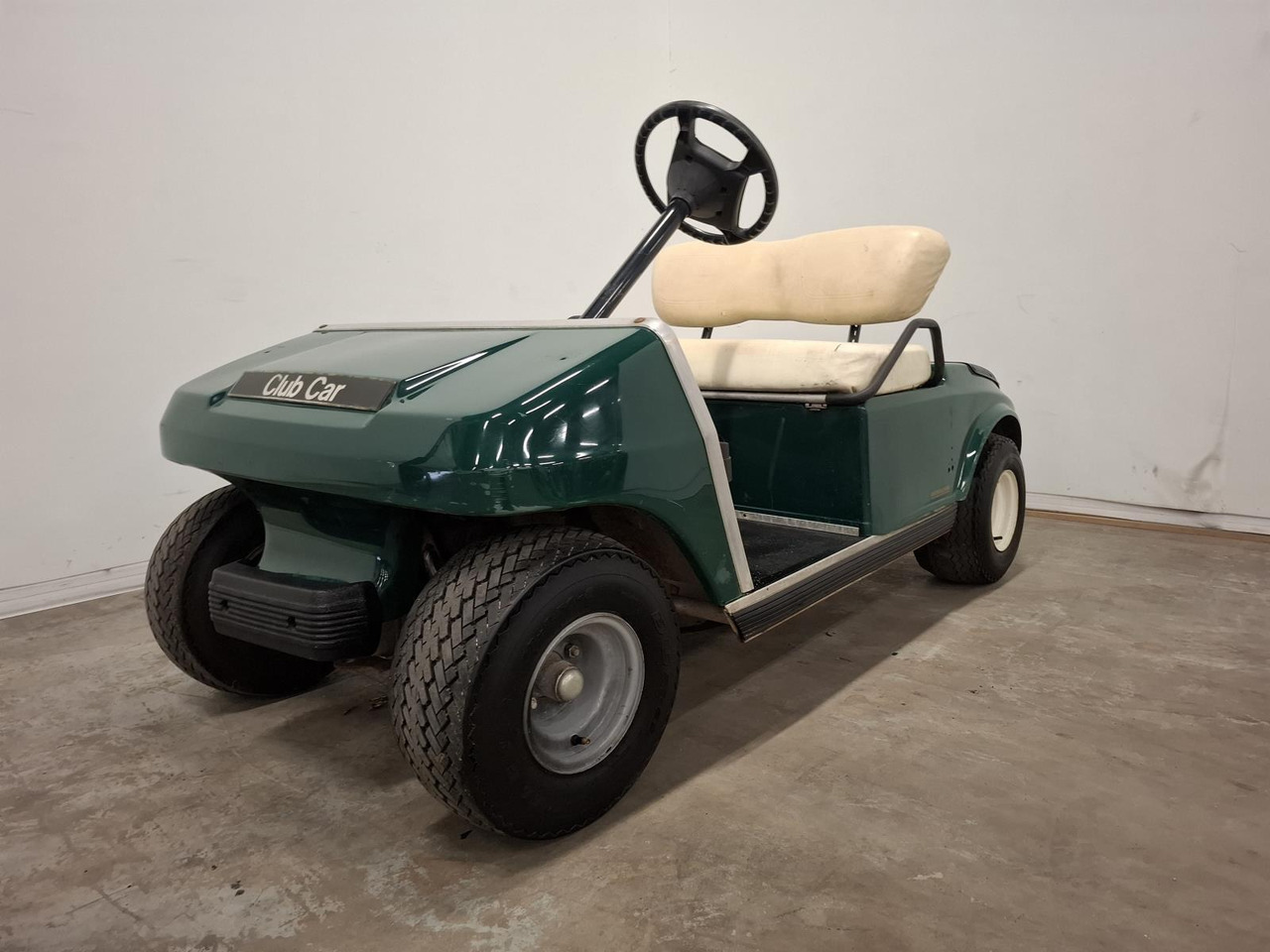 ClubCar DS 2 seater (1) A9747-622827 - 高尔夫球车:图1 ClubCar DS 2 seater (1) A9747-622827 - 高尔夫球车:图1
