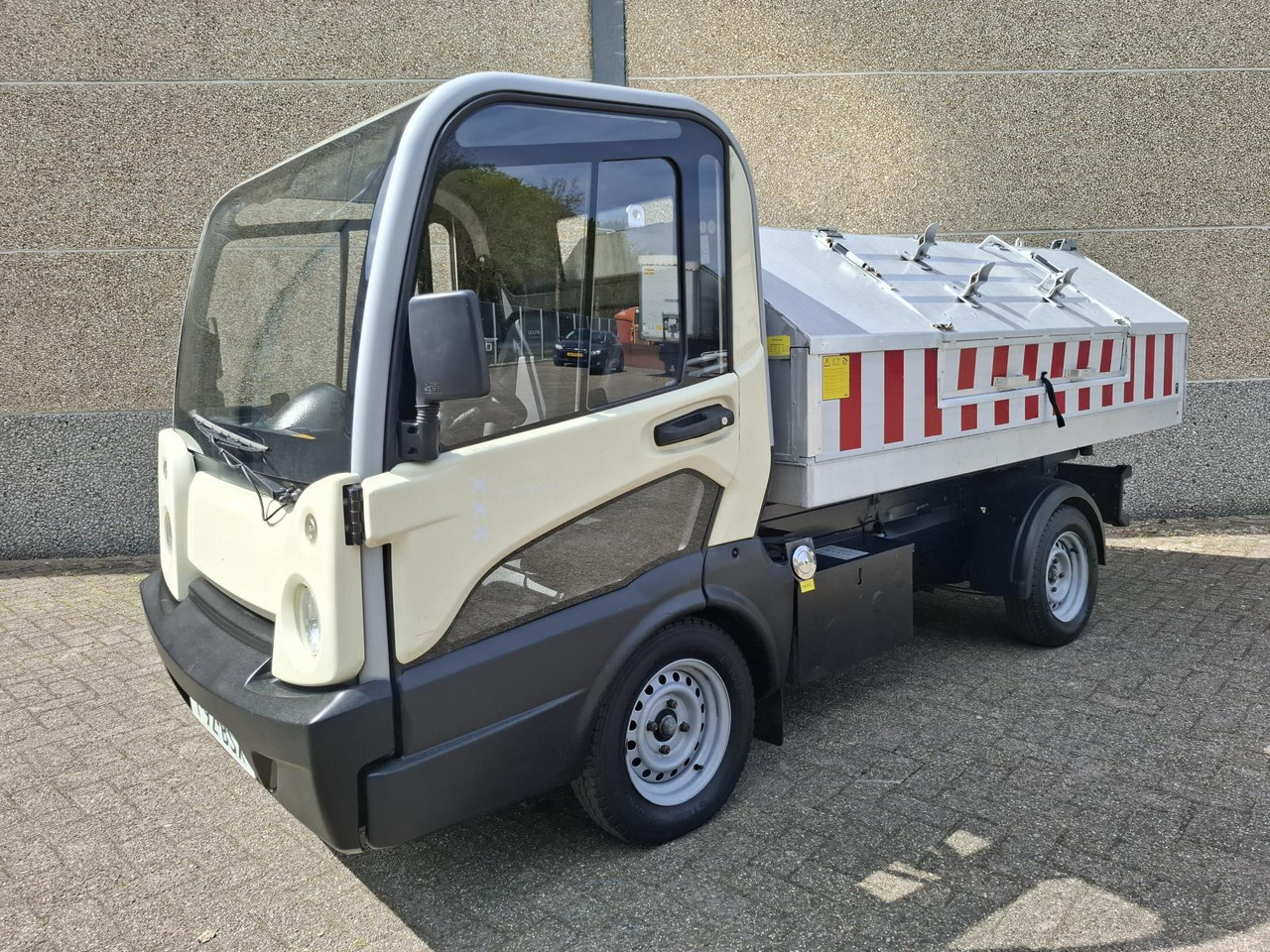 Goupil G5 Elektrische Stratenreinigingsmachine - 电动微型卡车:图1 Goupil G5 Elektrische Stratenreinigingsmachine - 电动微型卡车:图1