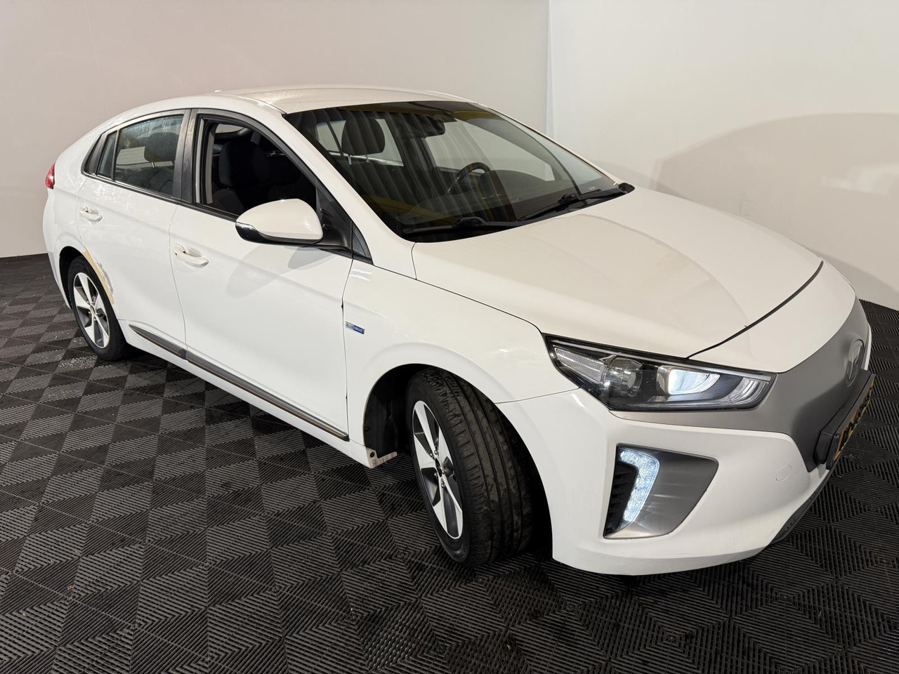 Kia | Stonic | 1.0 T-GDi DynamicLine | 2018 | 230.603 km | RL369S | Logisch - 越野车:图5 Kia | Stonic | 1.0 T-GDi DynamicLine | 2018 | 230.603 km | RL369S | Logisch - 越野车:图5