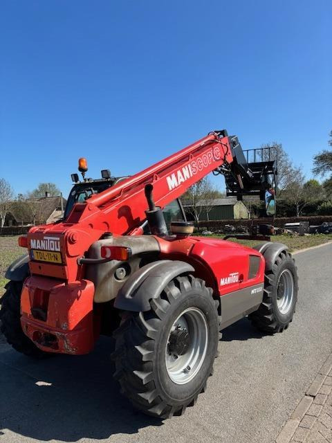 Manitou MT-932 TDL-11-N - 伸缩臂叉装车:图4 Manitou MT-932 TDL-11-N - 伸缩臂叉装车:图4