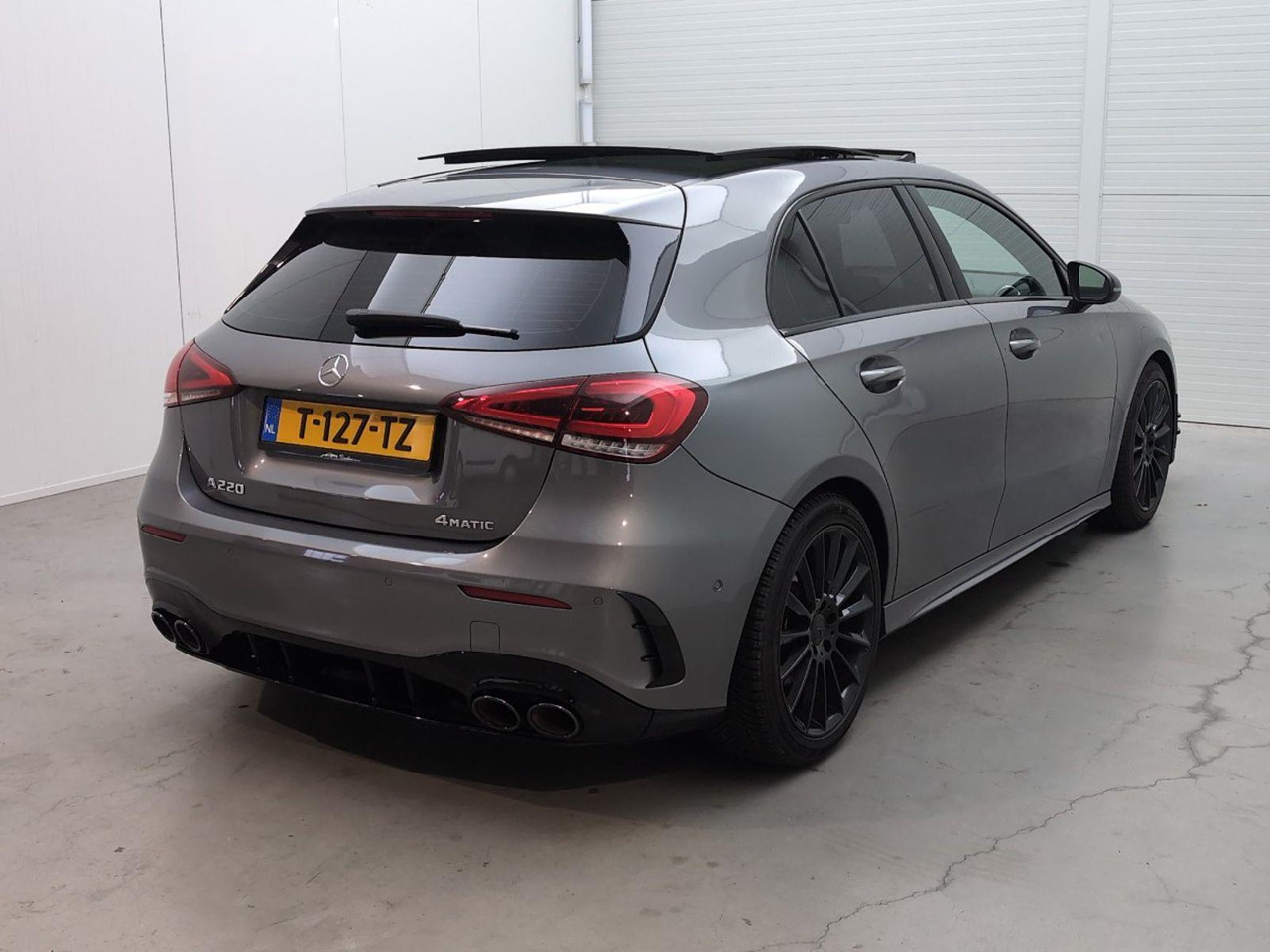 Mercedes-Benz A-klasse 220 4MATIC Premium Plus | 2019 | 130.177 km | Automaat | T127TZ | NAP: Geen oordeel - 掀背车:图4 Mercedes-Benz A-klasse 220 4MATIC Premium Plus | 2019 | 130.177 km | Automaat | T127TZ | NAP: Geen oordeel - 掀背车:图4