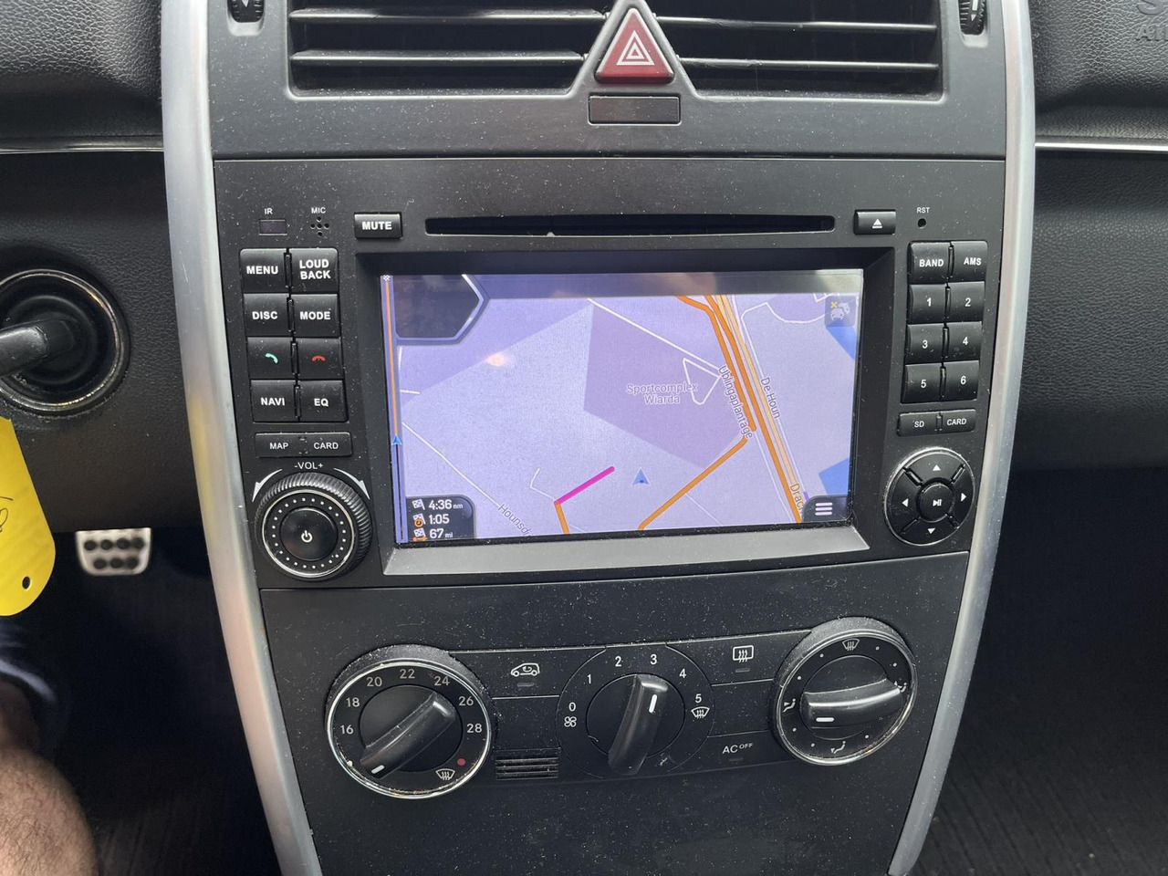 Mercedes-Benz B-Klasse 170 Business Class | 2005 | 217.372 km | RK-857-B - 汽车:图4 Mercedes-Benz B-Klasse 170 Business Class | 2005 | 217.372 km | RK-857-B - 汽车:图4