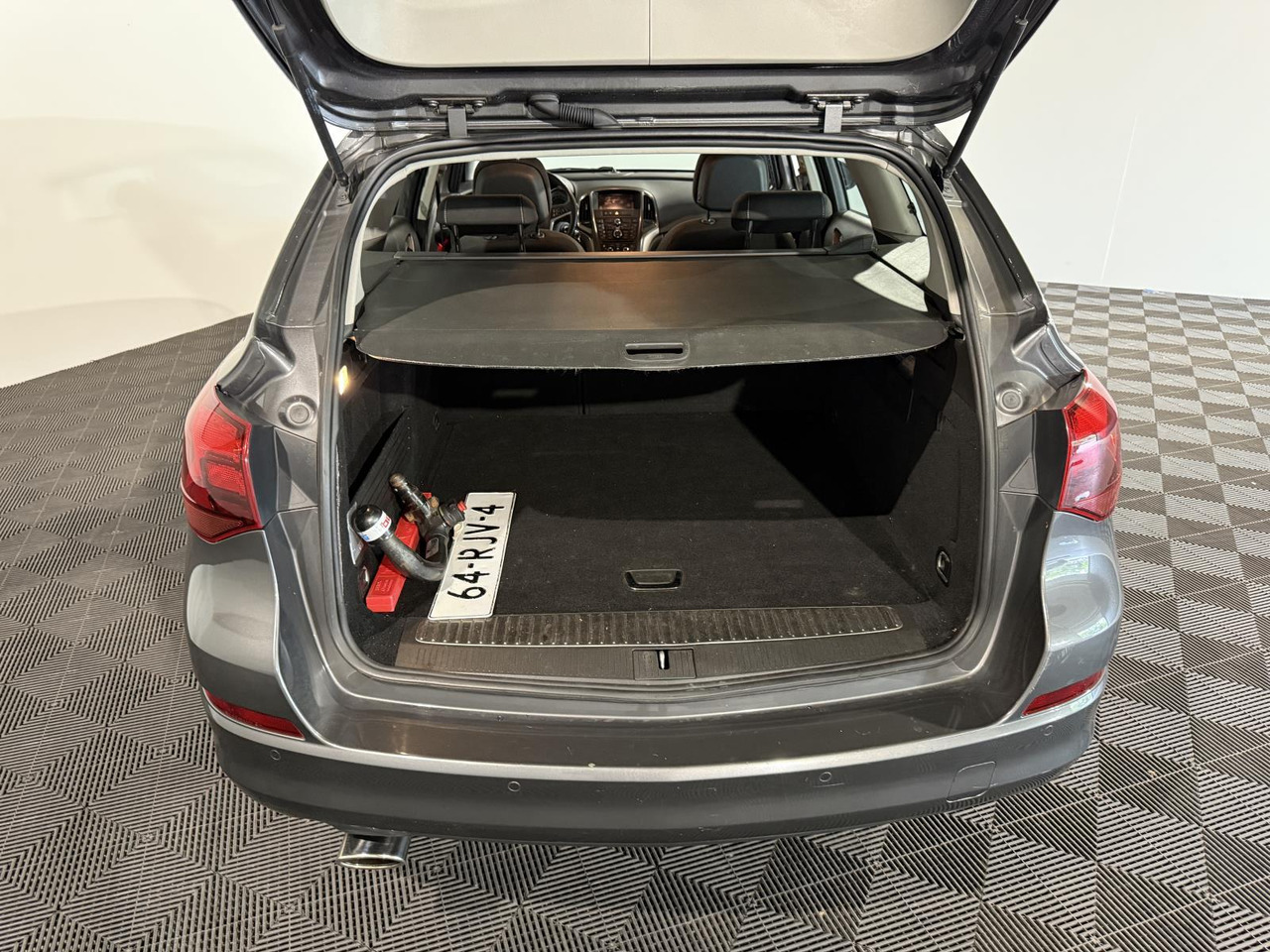 Opel Astra Sports Tourer 1.4 Turbo Cosmo 64-RJV-4 - 汽车:图4 Opel Astra Sports Tourer 1.4 Turbo Cosmo 64-RJV-4 - 汽车:图4
