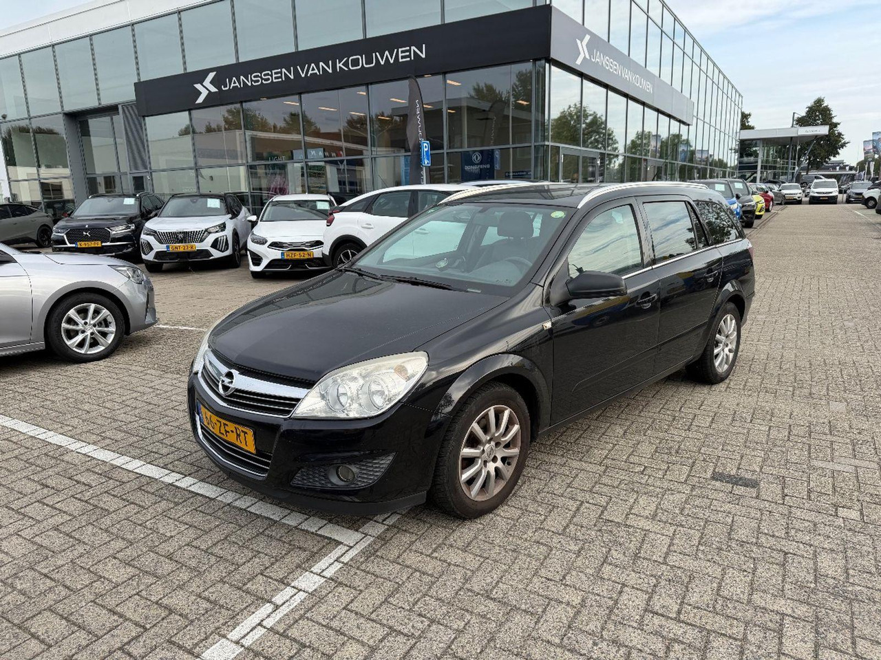 Opel Astra Wagon 1.6 Executive | 2008 | 202.165 km | 66ZFRT | NAP: Logisch - 汽车:图1 Opel Astra Wagon 1.6 Executive | 2008 | 202.165 km | 66ZFRT | NAP: Logisch - 汽车:图1