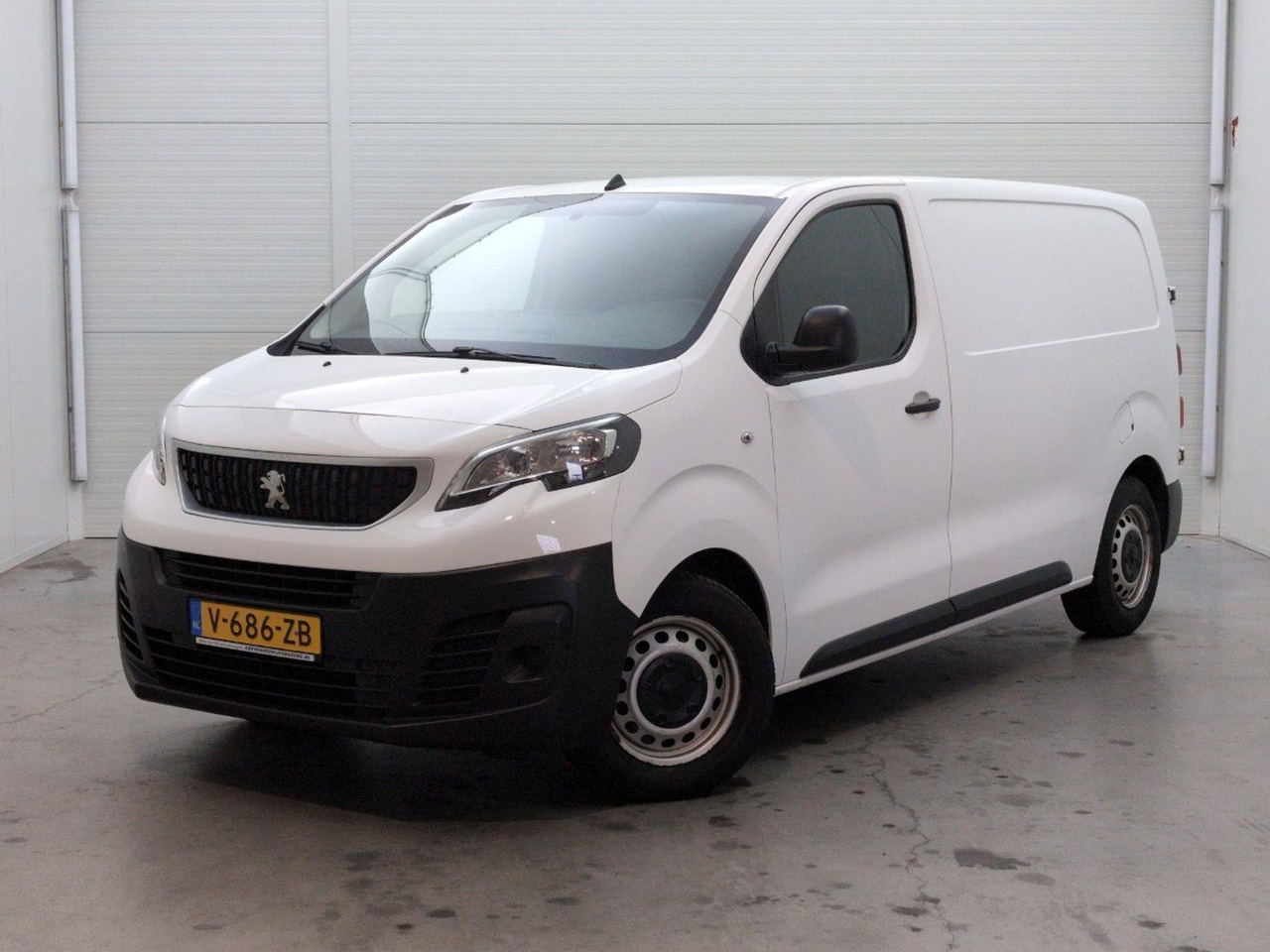 Peugeot Expert 226S 1.6 BlueHDI 115 Pro | 2016 | 171.857 km | V686ZB | NAP: Geen oordeel - 无侧窗厢式货车:图1 Peugeot Expert 226S 1.6 BlueHDI 115 Pro | 2016 | 171.857 km | V686ZB | NAP: Geen oordeel - 无侧窗厢式货车:图1