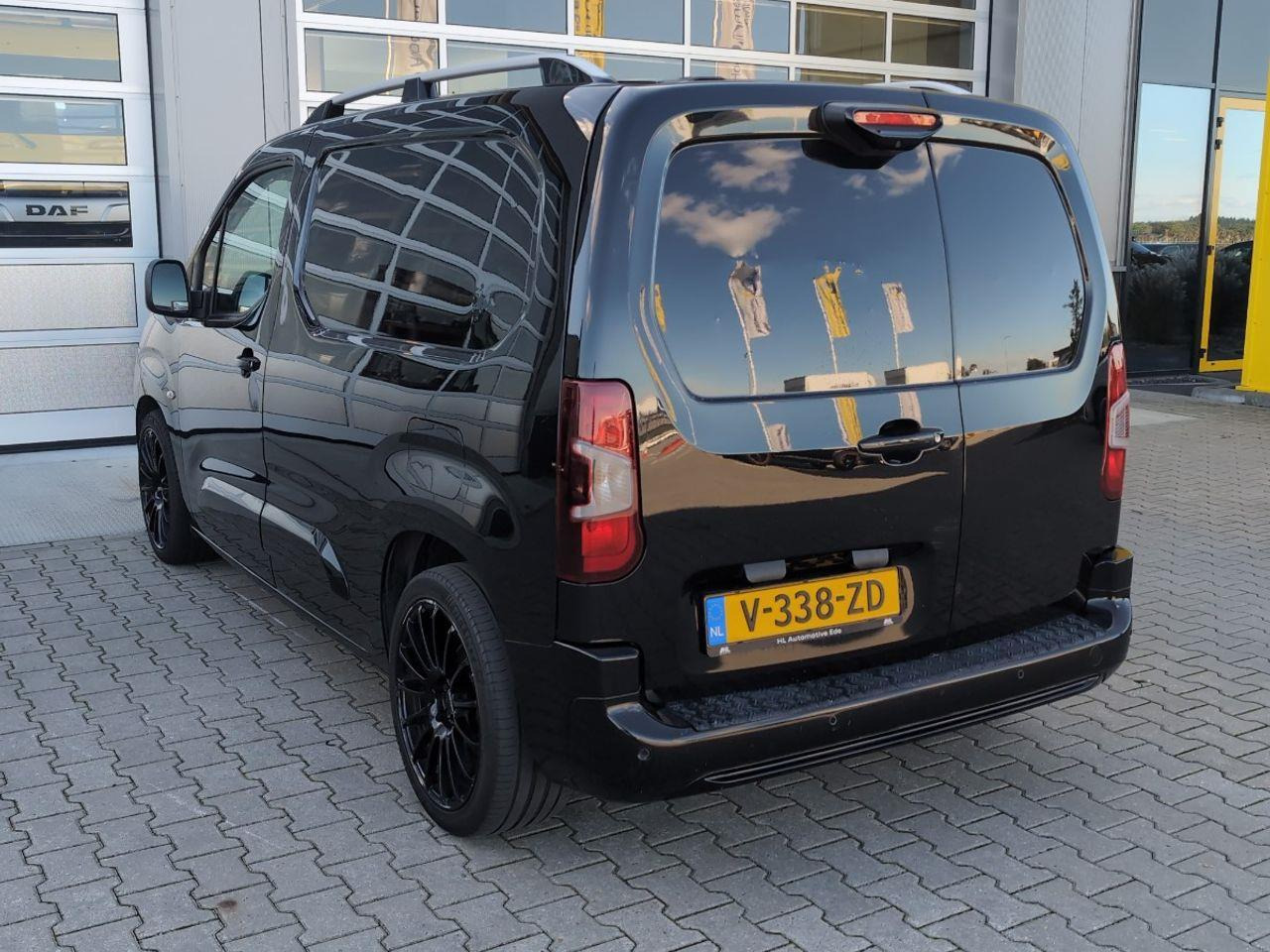 Peugeot Partner 1.5 BlueHDI Asphalt | 2019 | 141.887 km | Automaat | V338ZD | NAP: Logisch - 紧凑型面包车:图3 Peugeot Partner 1.5 BlueHDI Asphalt | 2019 | 141.887 km | Automaat | V338ZD | NAP: Logisch - 紧凑型面包车:图3