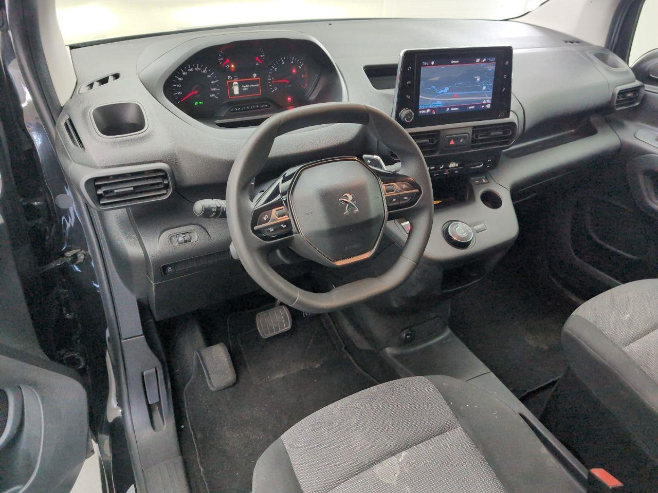 Peugeot Partner 1.5 BlueHDI Asphalt | 2019 | 141.887 km | Automaat | V338ZD | NAP: Logisch - 紧凑型面包车:图5 Peugeot Partner 1.5 BlueHDI Asphalt | 2019 | 141.887 km | Automaat | V338ZD | NAP: Logisch - 紧凑型面包车:图5