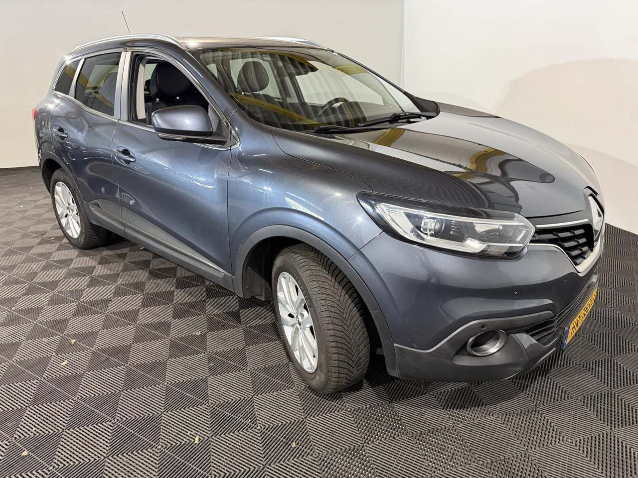 Renault | Kadjar | 1.2 TCe Intens | 2015 | 187.621 km | HR763J | Logisch - 越野车:图5 Renault | Kadjar | 1.2 TCe Intens | 2015 | 187.621 km | HR763J | Logisch - 越野车:图5