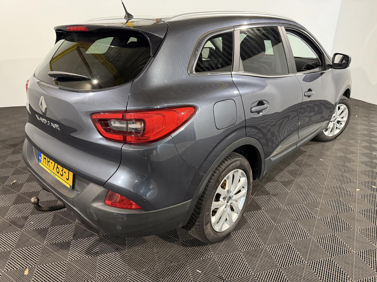 Renault | Kadjar | 1.2 TCe Intens | 2015 | 187.621 km | HR763J | Logisch - 越野车:图4 Renault | Kadjar | 1.2 TCe Intens | 2015 | 187.621 km | HR763J | Logisch - 越野车:图4