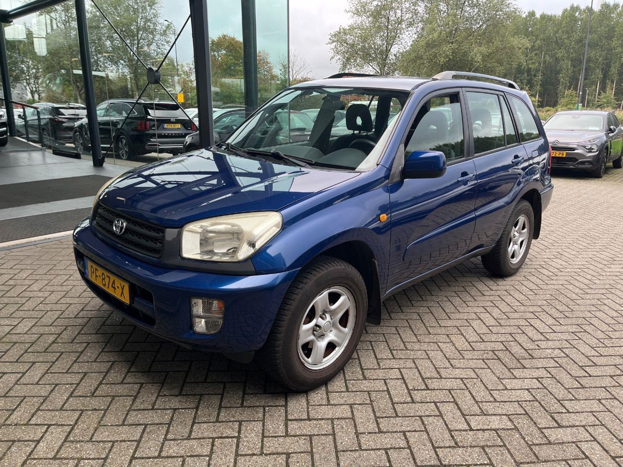 Toyota RAV4 1.8 - 16V VVT - i Luna | 2003 | 130.936 km | PF874X | NAP: Geen oordeel - 越野车:图1 Toyota RAV4 1.8 - 16V VVT - i Luna | 2003 | 130.936 km | PF874X | NAP: Geen oordeel - 越野车:图1